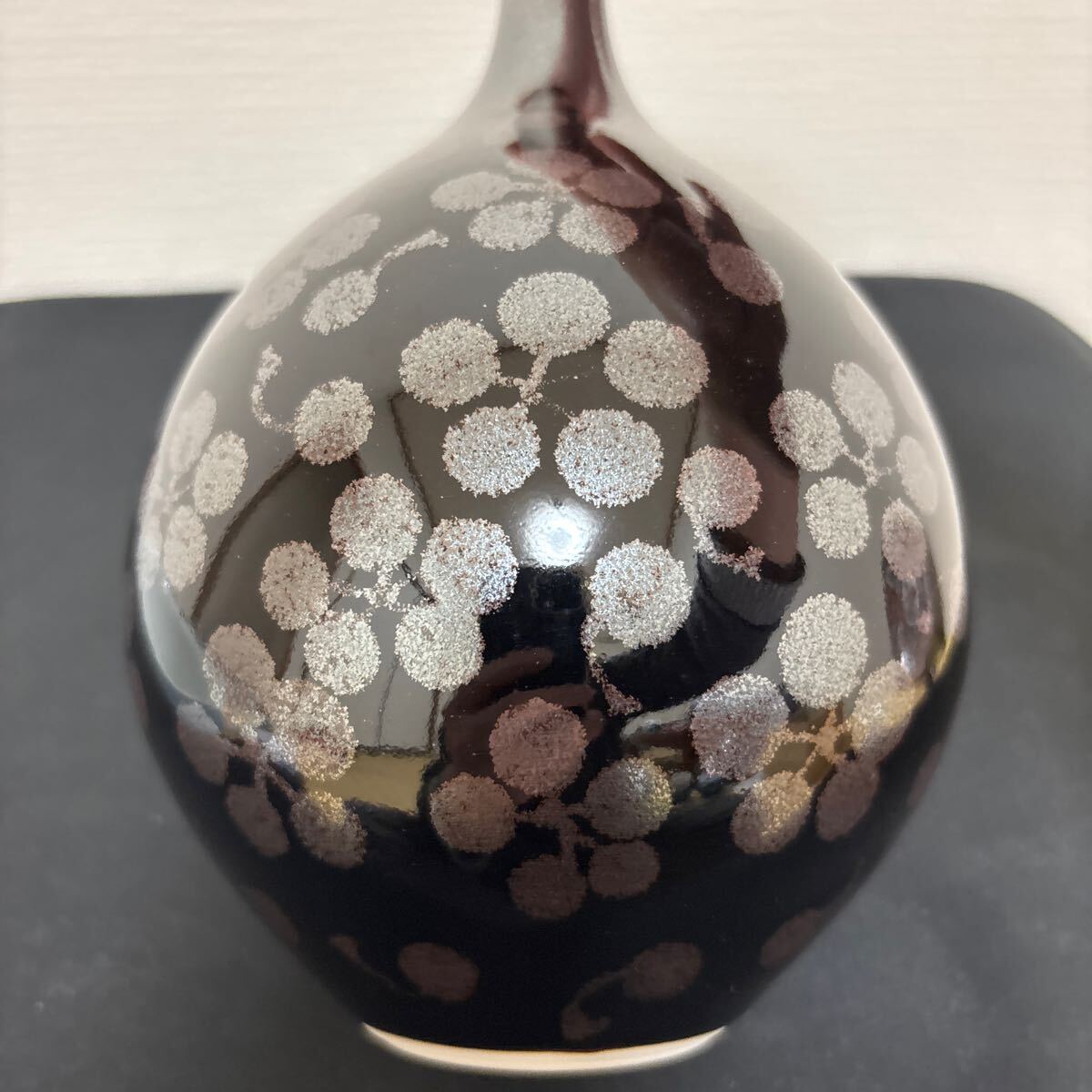 藤井朱明 壺 飾り壺 花器 日展人気作家 花瓶 有田焼 人間国宝 共 藤井朱明 壺 飾り壺 花器 日展人気作家 花瓶 有田焼 人間国宝 共