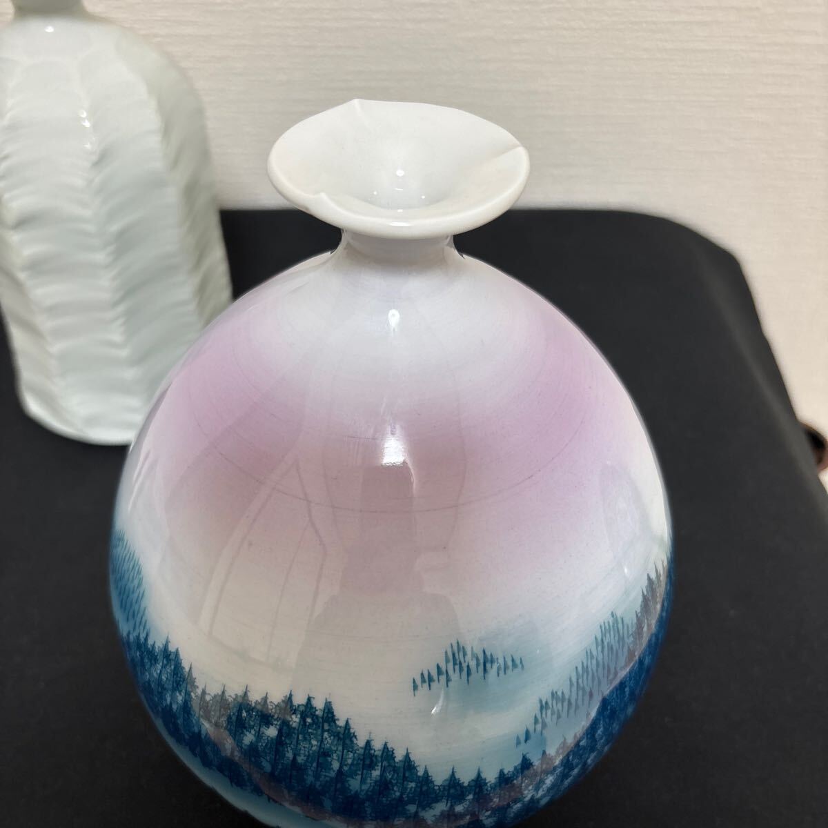 藤井朱明 壺 飾り壺 花器 日展人気作家 花瓶 有田焼 人間国宝 共 藤井朱明 壺 飾り壺 花器 日展人気作家 花瓶 有田焼 人間国宝 共