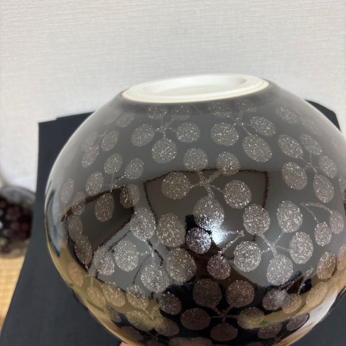 藤井朱明 壺 飾り壺 花器 日展人気作家 花瓶 有田焼 人間国宝 共 藤井朱明 壺 飾り壺 花器 日展人気作家 花瓶 有田焼 人間国宝 共