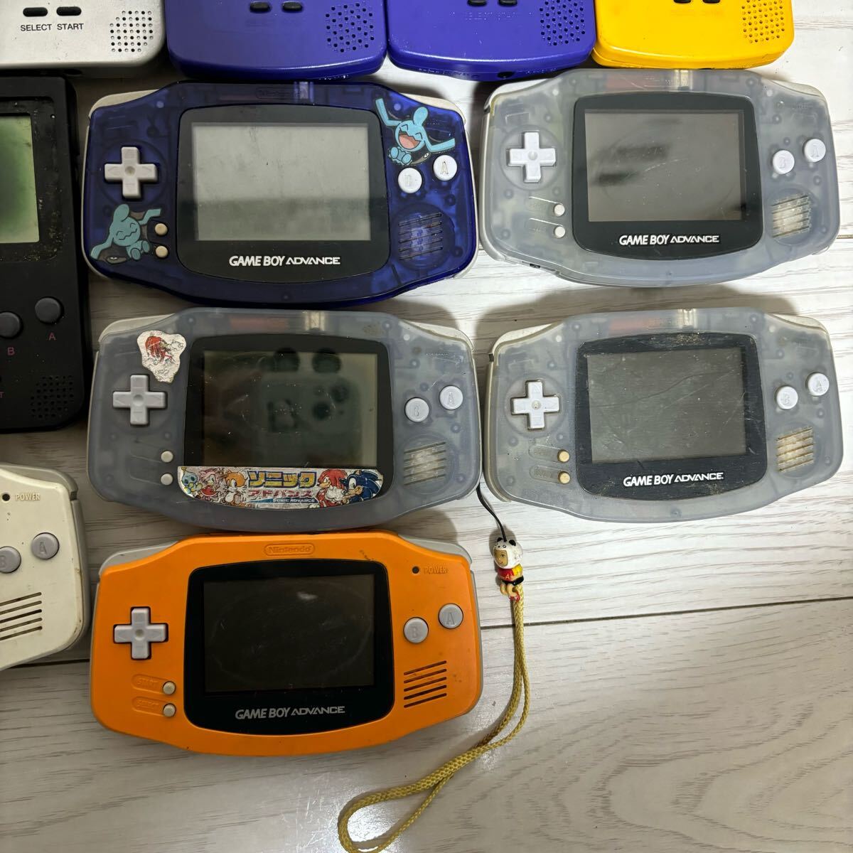 任天堂 ゲームボーイ DMG-01 ゲームボーイカラーCGB-001 任天堂 ゲームボーイ DMG-01 ゲームボーイカラーCGB-001