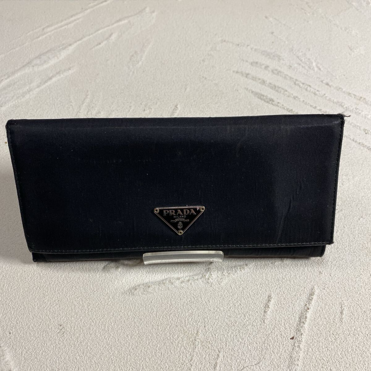 PRADA プラダ 長財布 フラップ ナイロン 黒 三角ロゴ PRADA プラダ 長財布 フラップ ナイロン 黒 三角ロゴ