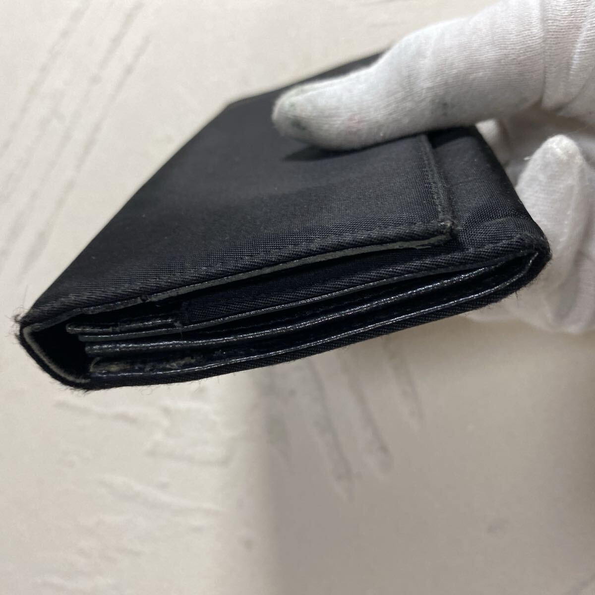 PRADA プラダ 長財布 フラップ ナイロン 黒 三角ロゴ PRADA プラダ 長財布 フラップ ナイロン 黒 三角ロゴ