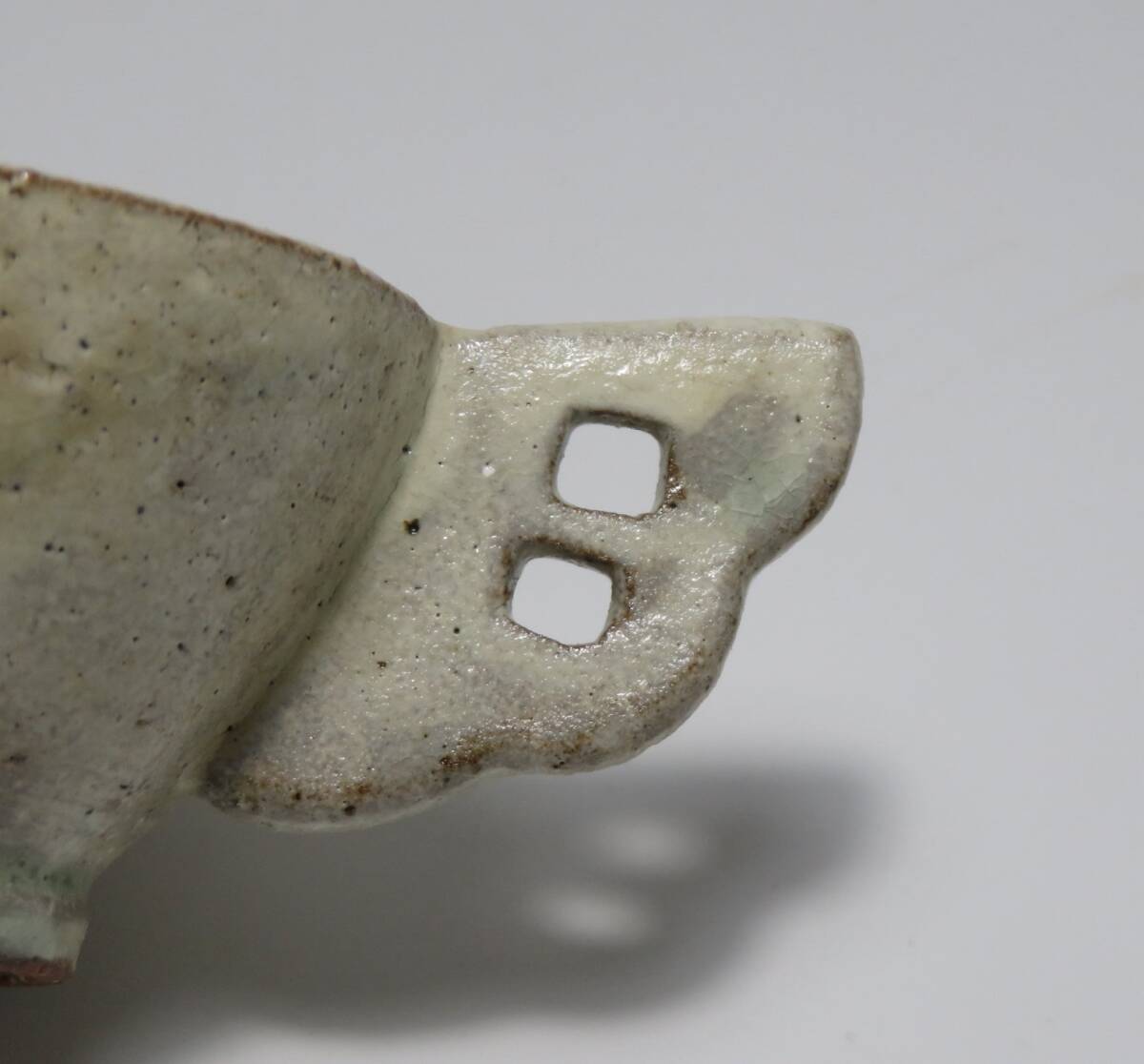 韓国美術 李朝 白磁 雨漏り 粉引双耳杯 希少品 時代物 分院(李朝 韓国美術 李朝 白磁 雨漏り 粉引双耳杯 希少品 時代物 分院(李朝