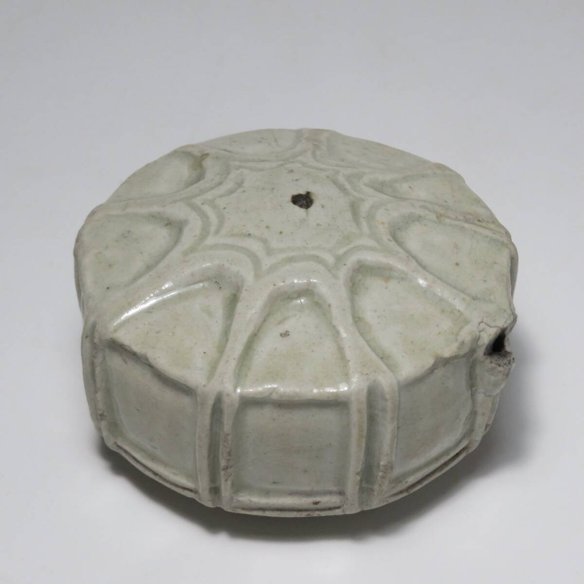 韓国美術 李朝 白磁 面取水滴 白磁水滴 瓜型 高麗青磁 時代物 李 韓国美術 李朝 白磁 面取水滴 白磁水滴 瓜型 高麗青磁 時代物 李