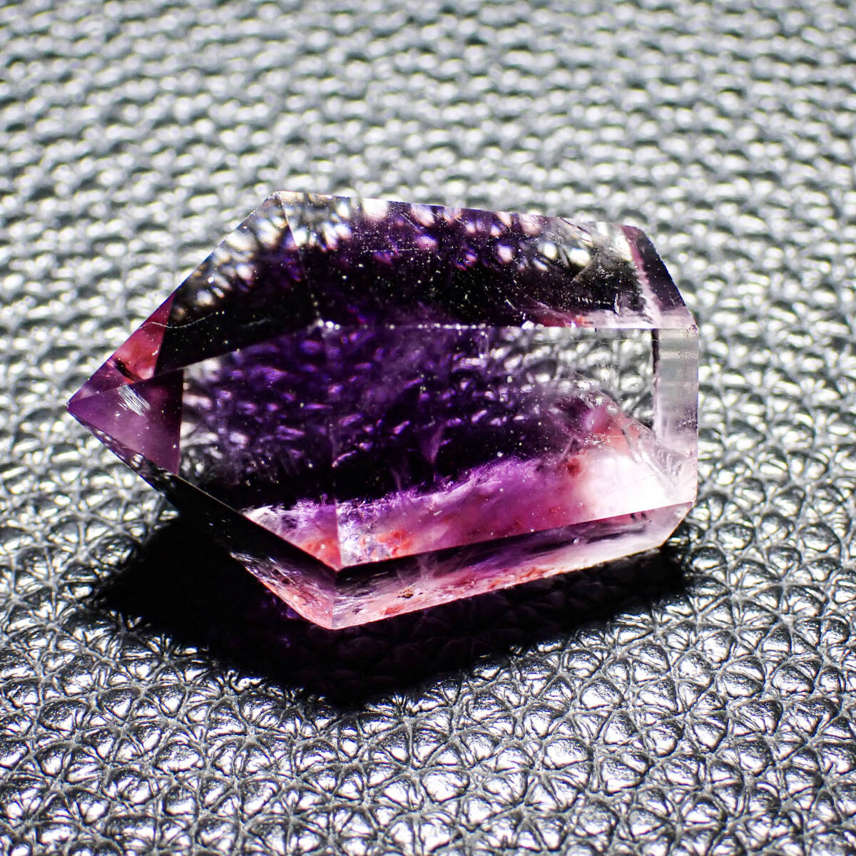 天然石 紫水晶 アメジスト 鉱物標本 ポイント 結晶 六角柱 原石