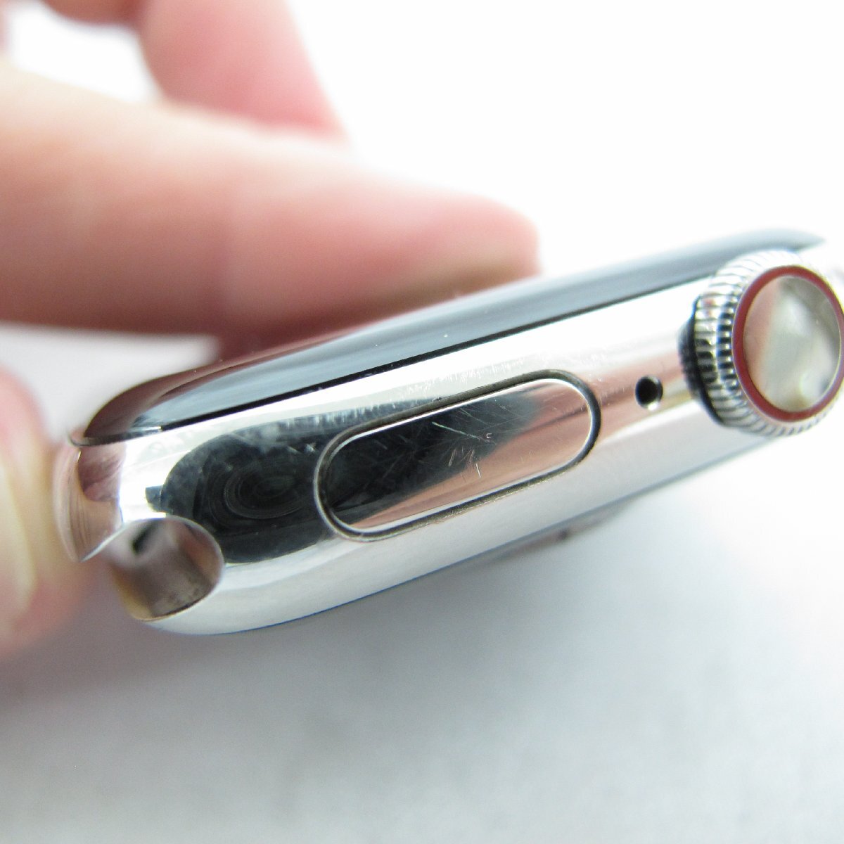 中古品】Apple Watch HERMES エルメス Series4 40mm GPS+ 中古品】Apple Watch HERMES エルメス Series4 40mm GPS+