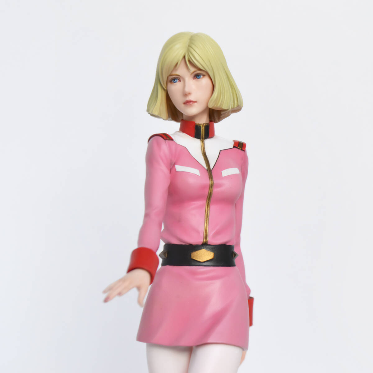 ガレージキット 塗装済み完成品】 機動戦士ガンダム 1/8 セイラ ガレージキット 塗装済み完成品】 機動戦士ガンダム 1/8 セイラ