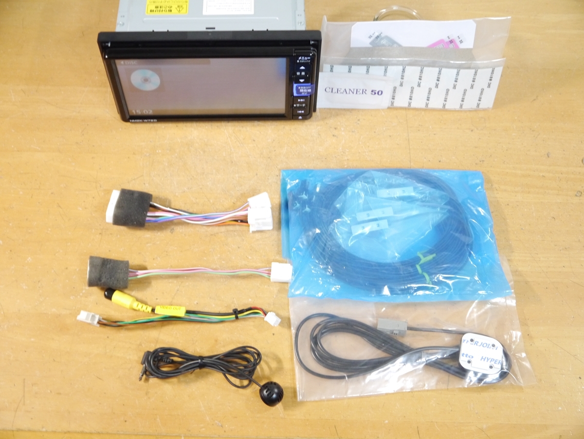 【0414】 NMZK-W72D 2025年最新地図 タッチパネル新品 未使用アンテナ付 スバル純正メモリーナビ Bluetooth/フルセグ/USB/DVD/SD/iPod