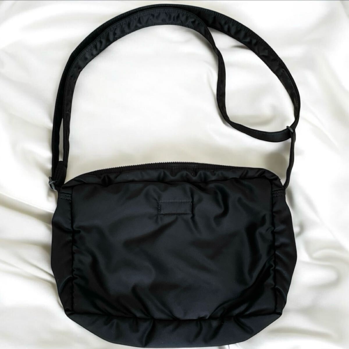 レア 美品 ポーター タンカー スリングバッグ W zip ブラック レア 美品 ポーター タンカー スリングバッグ W zip ブラック