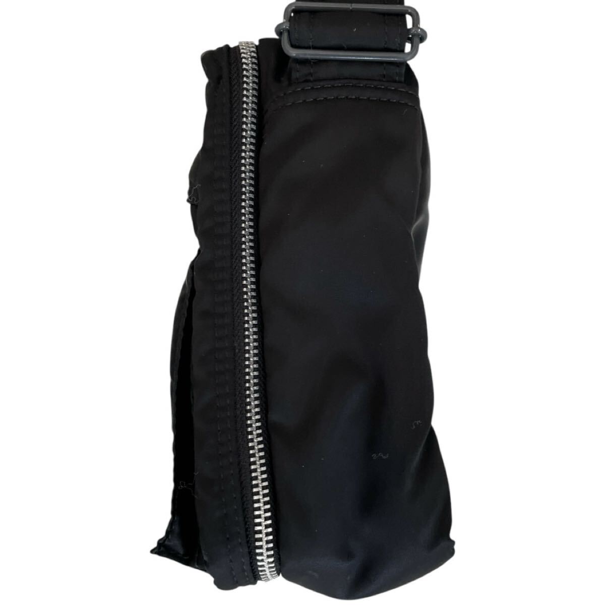 レア 美品 ポーター タンカー スリングバッグ W zip ブラック レア 美品 ポーター タンカー スリングバッグ W zip ブラック
