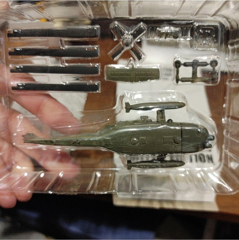エフトイズ ヘリボーンコレクション UH-60 アメリカ陸軍 エフトイズ ヘリボーンコレクション UH-60 アメリカ陸軍