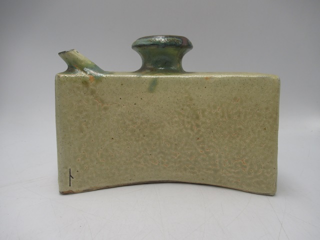〓117)やちむん 抱瓶 魚紋 酒器 酒瓶 琉球陶器 ξ(壺屋)|売買 〓117)やちむん 抱瓶 魚紋 酒器 酒瓶 琉球陶器 ξ(壺屋)|売買