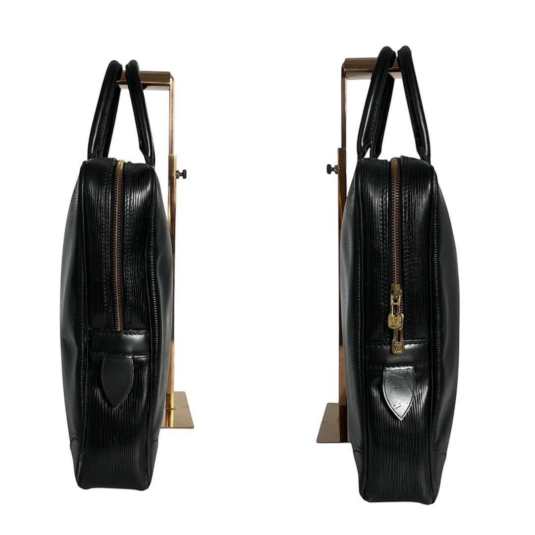 鑑定済】ルイヴィトン LOUIS VUITTON エピ ポルトドキュマン 鑑定済】ルイヴィトン LOUIS VUITTON エピ ポルトドキュマン