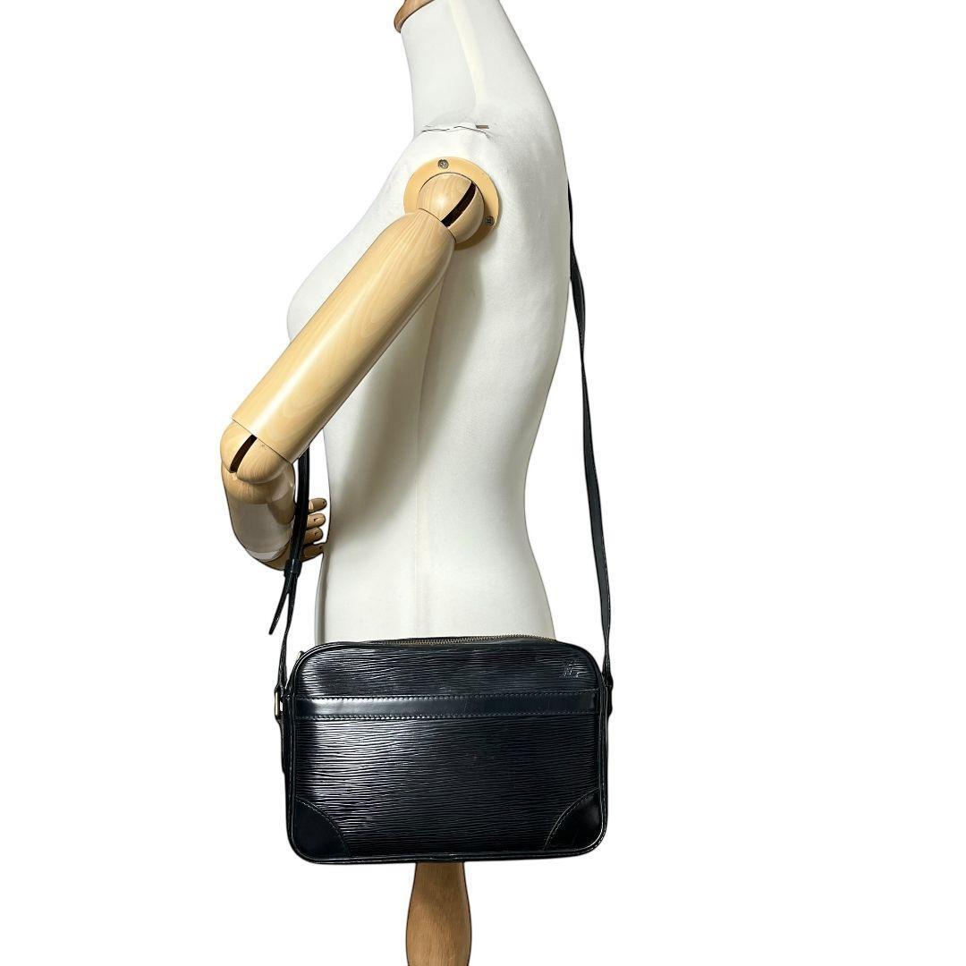 鑑定済】ルイヴィトン LOUIS VUITTON エピ トロカデロ 鑑定済】ルイヴィトン LOUIS VUITTON エピ トロカデロ