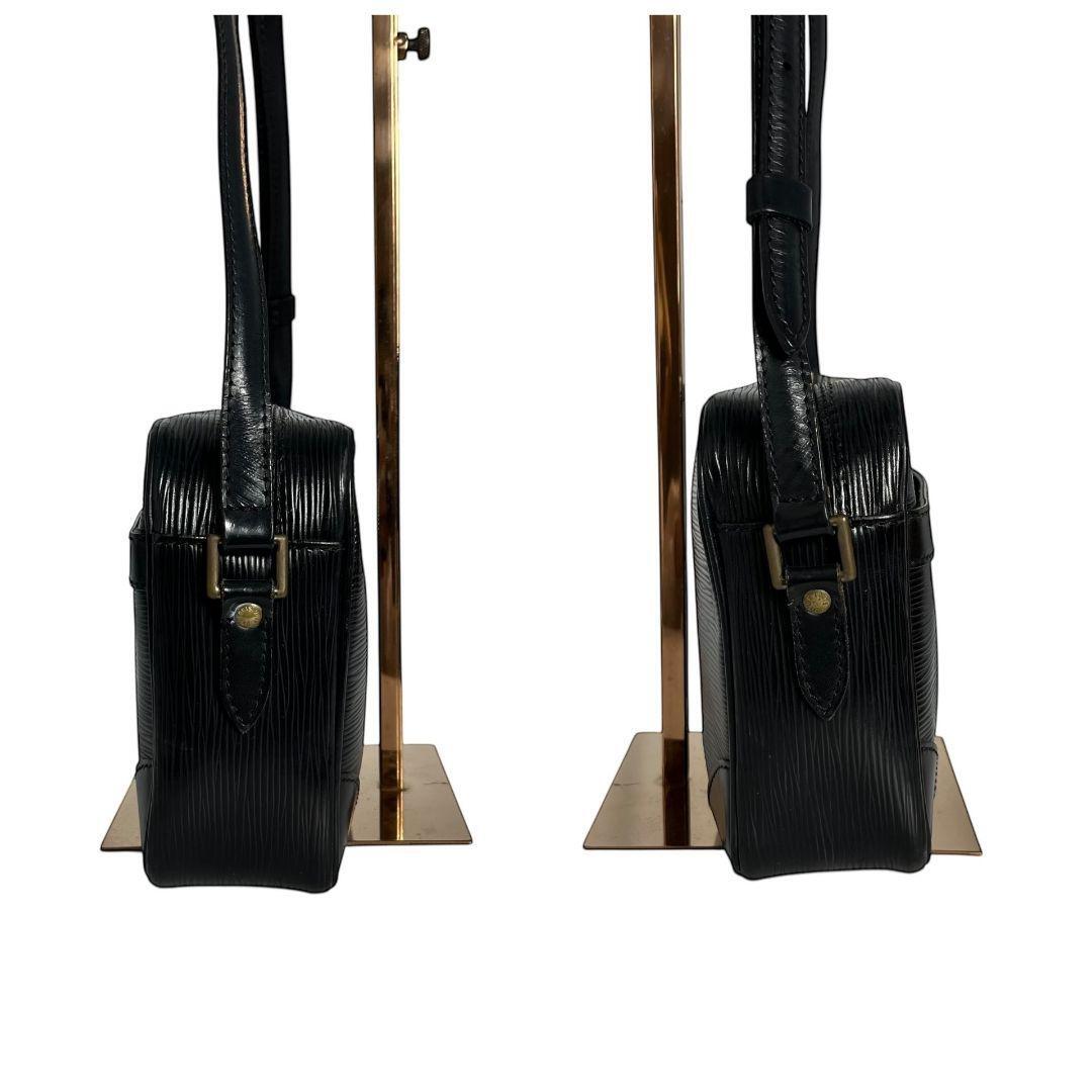 鑑定済】ルイヴィトン LOUIS VUITTON エピ トロカデロ 鑑定済】ルイヴィトン LOUIS VUITTON エピ トロカデロ