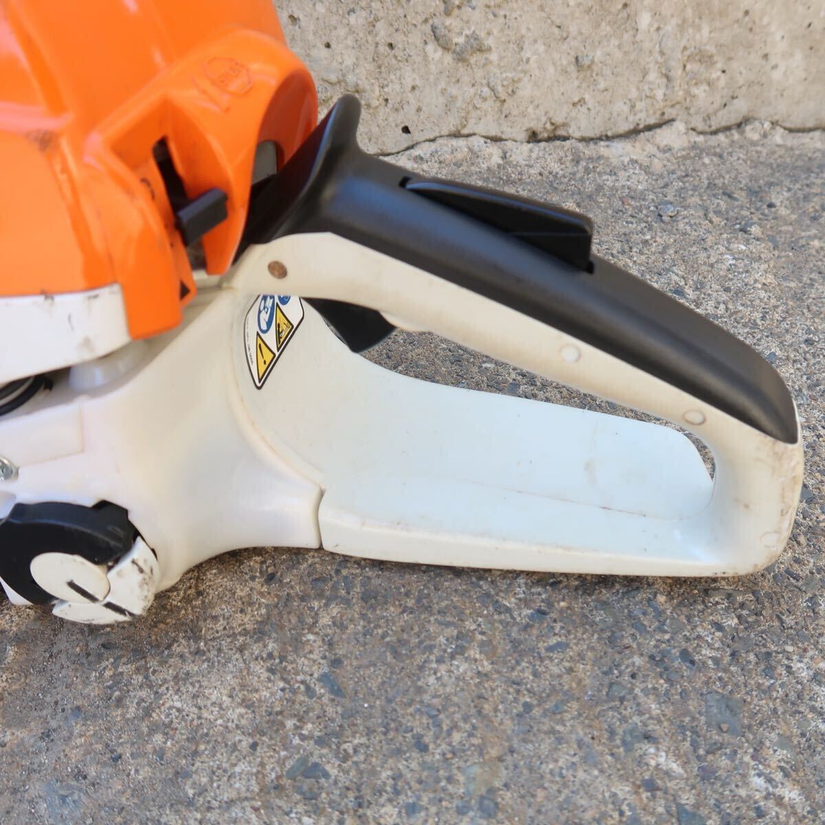 ◇スチール STIHL MS241C-M 2021年チェンソー 中古 ◇スチール STIHL MS241C-M 2021年チェンソー 中古