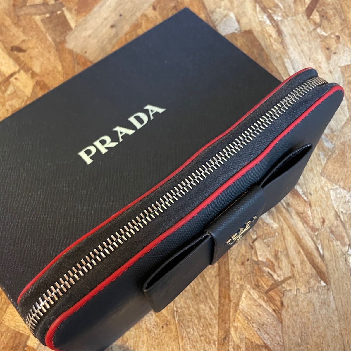 1円 美品 PRADA プラダ 長財布 サフィアーノレザー ロング 1円 美品 PRADA プラダ 長財布 サフィアーノレザー ロング
