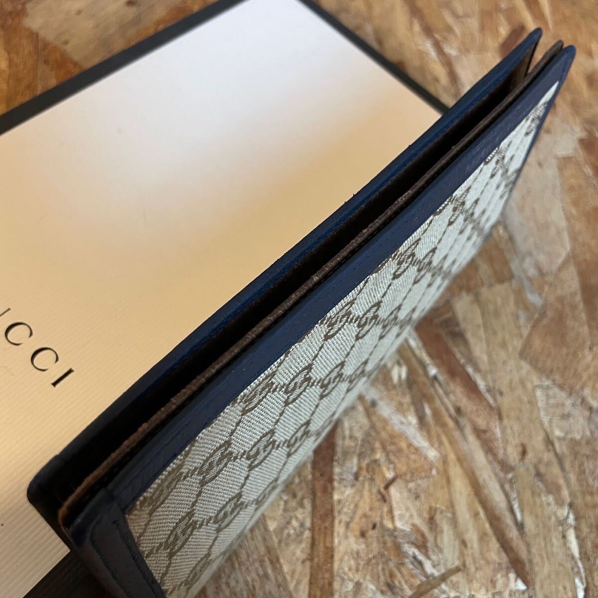 一円 美品 GUCCI グッチ 二つ折り ウォレット 長財布 シェリー 一円 美品 GUCCI グッチ 二つ折り ウォレット 長財布 シェリー
