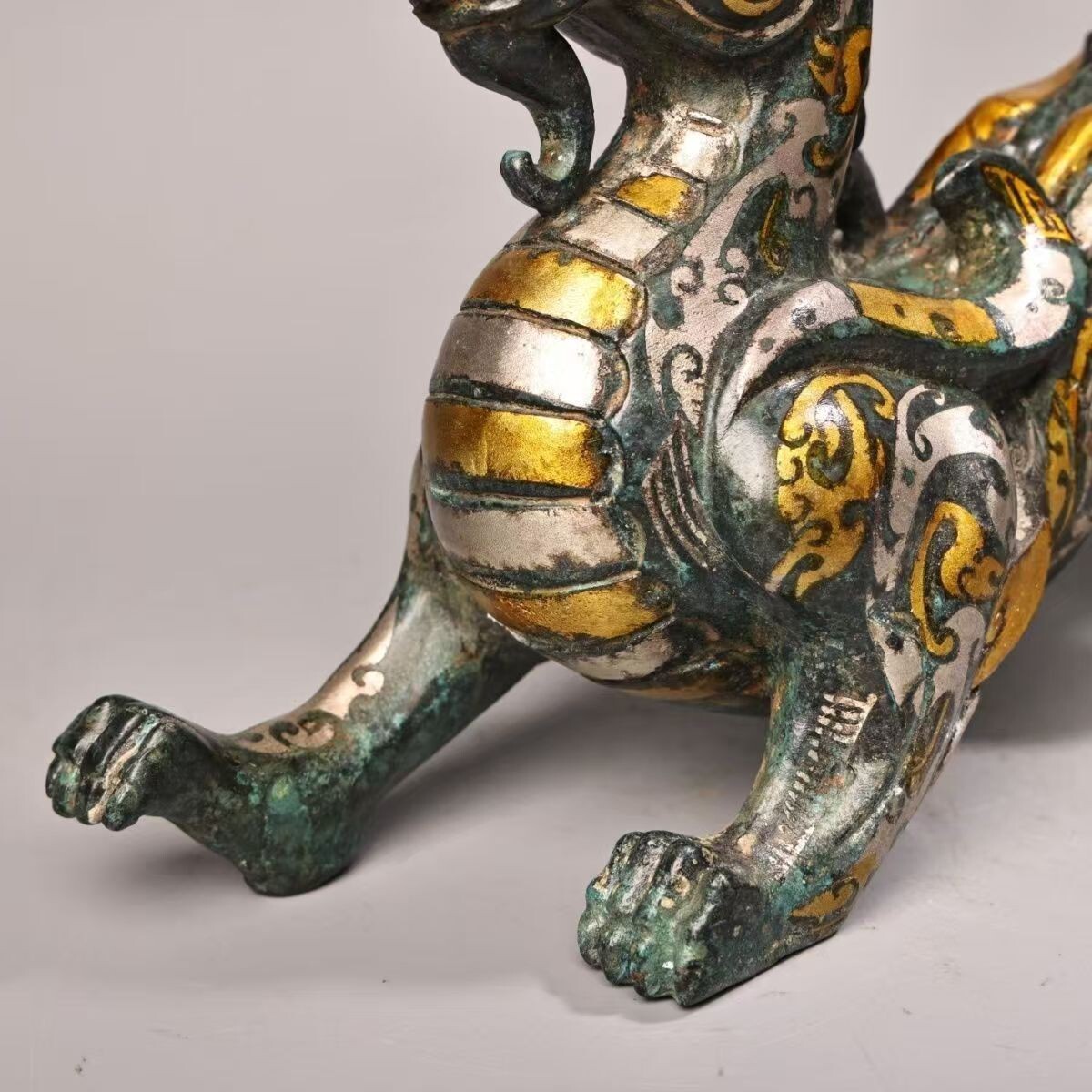 B19旧家収蔵 青銅器 錯金銀 一角獣 貔貅 高さ17センチ幅30センチ B19旧家収蔵 青銅器 錯金銀 一角獣 貔貅 高さ17センチ幅30センチ