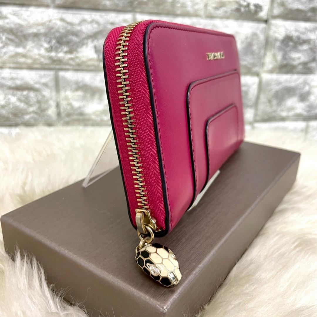 【美品】 BVLGARI ブルガリ セルペンティの ラウンドファスナー 長財布 ブルガリ セルペンティ ラウンドファスナー 長財布 (BVLGARI