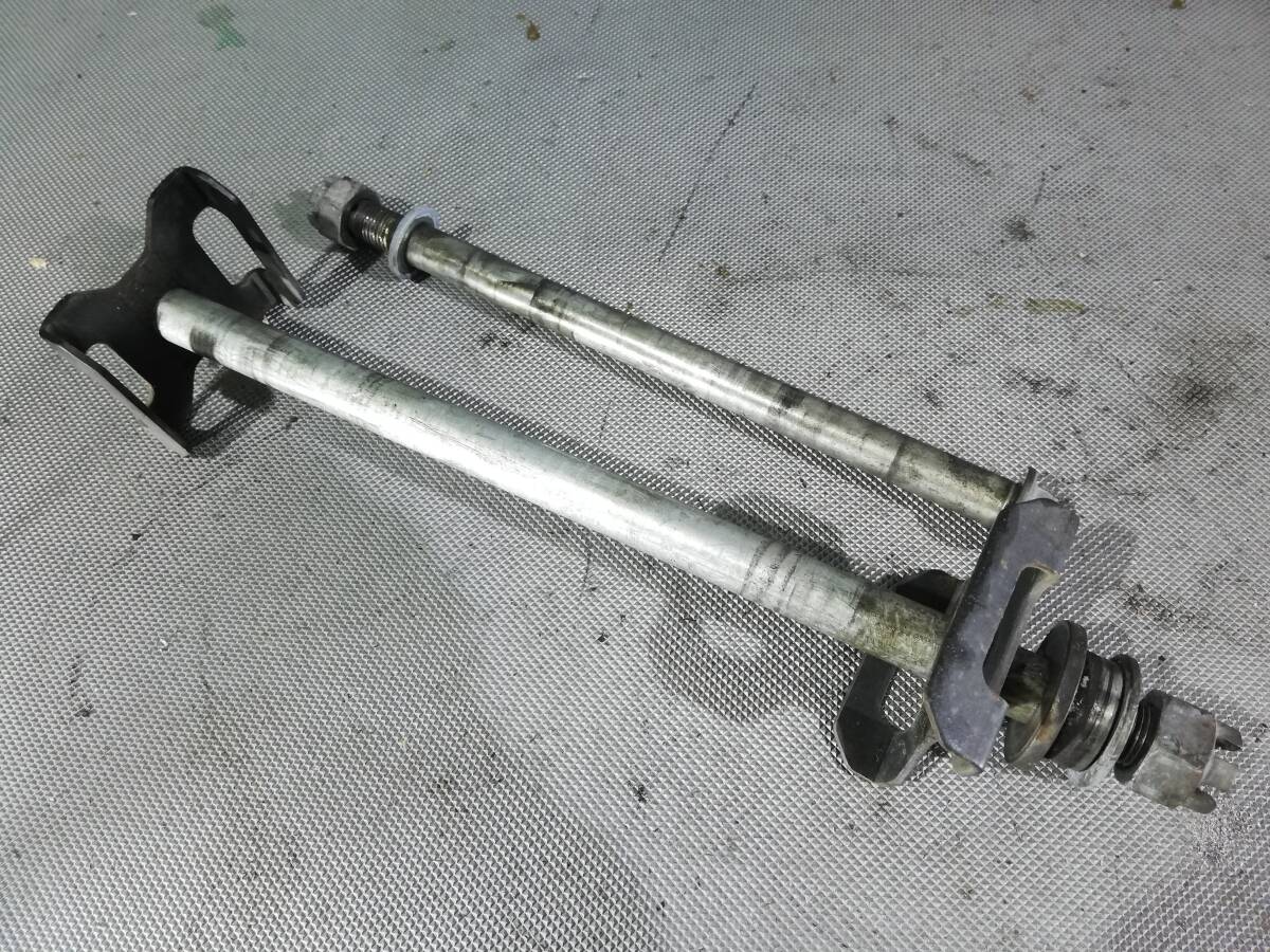 .GZ97 EX250K ニンジャ250 アクスルシャフト フロント リア