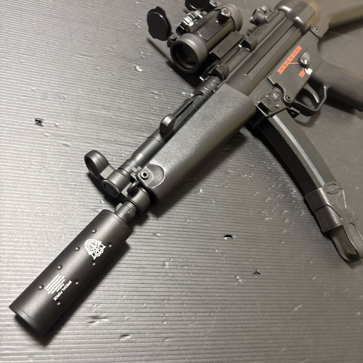 X-817 東京マルイ MP5 A4 スタンダード電動ガン|Yahoo!フリマ X-817 東京マルイ MP5 A4 スタンダード電動ガン|Yahoo!フリマ