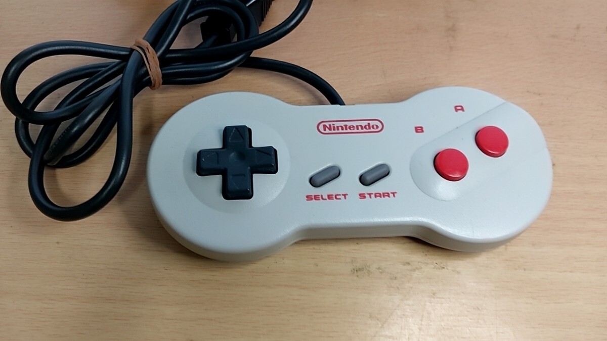 動作確認済 Nintendo 任天堂 HVC-002 ファミリーコンピュータ 動作確認済 Nintendo 任天堂 HVC-002 ファミリーコンピュータ