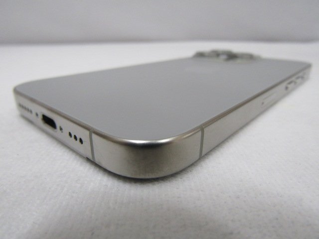 美品 Apple iPhone 15Pro 256GB A3101 MTUD3J/A ナチュラル 美品 Apple iPhone 15Pro 256GB A3101 MTUD3J/A ナチュラル