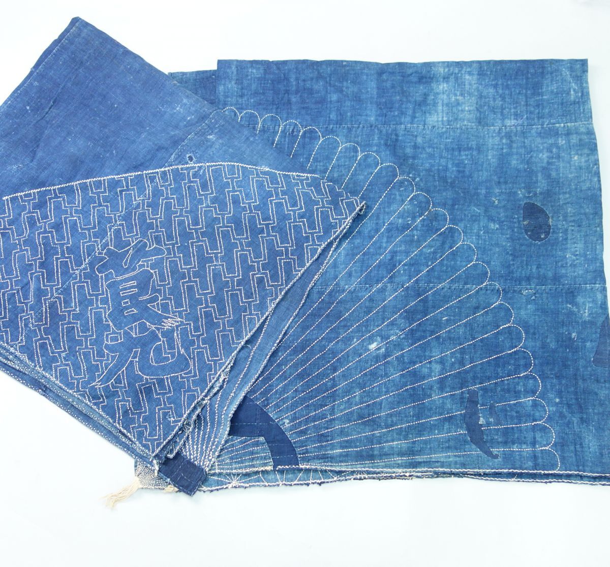2点 ボロ 布 古裂 古布 藍染 風呂敷 アンティーク リメイク 2点 ボロ 布 古裂 古布 藍染 風呂敷 アンティーク リメイク