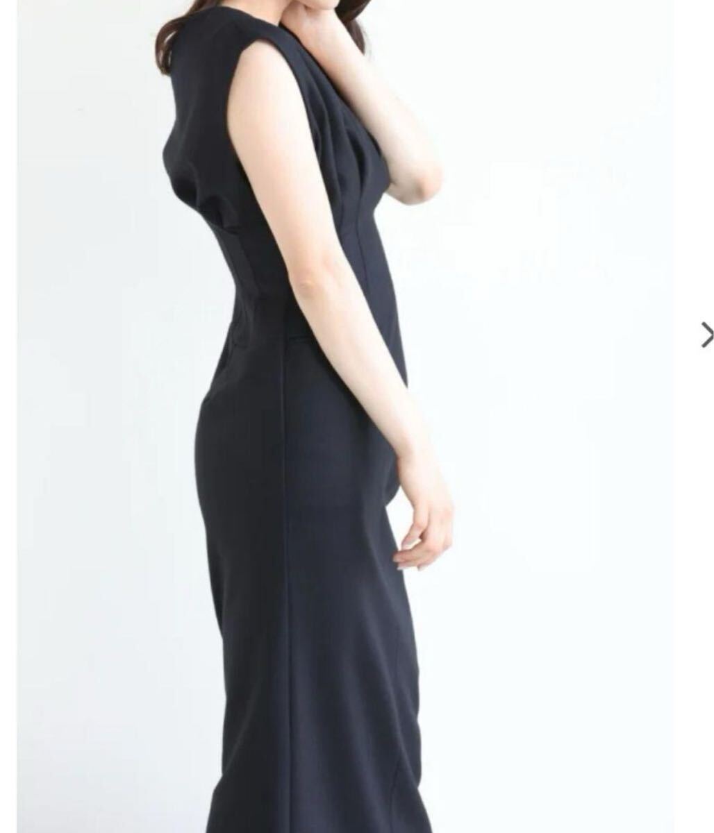 mameKurogouchi V-Neck Tucked Wool Dress マメクロゴウチ V mameKurogouchi V-Neck Tucked Wool Dress マメクロゴウチ V