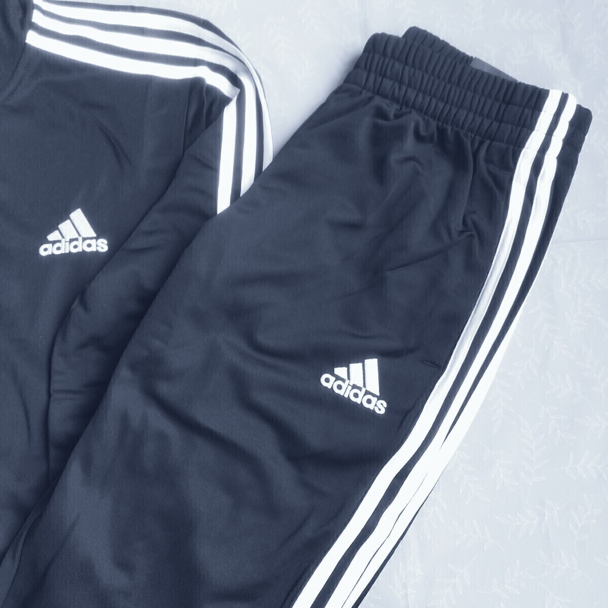 adidas ジャージ 上下セット メンズ XL(O) ネイビー 未使用 adidas ジャージ 上下セット メンズ XL(O) ネイビー 未使用