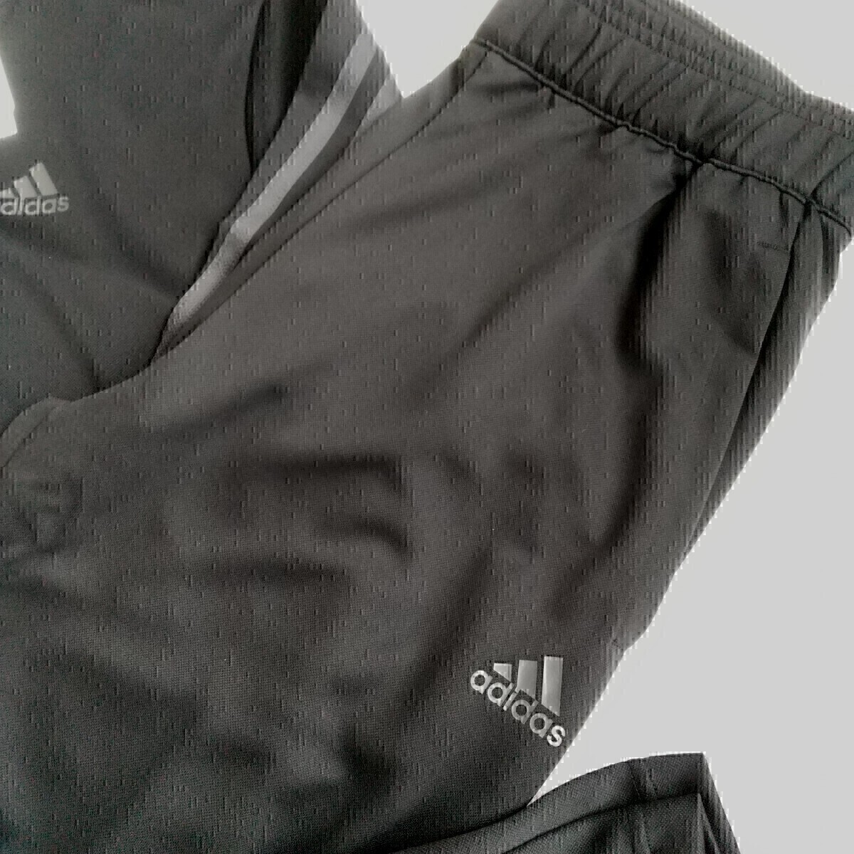 adidas ジャージ 上下セット スリムジップ メンズ XL 黒/グレー adidas ジャージ 上下セット スリムジップ メンズ XL 黒/グレー