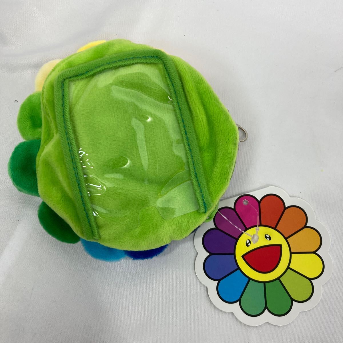 新品 村上隆 お花 レインボー 黄色顔 フラワー ピンバッジ 大