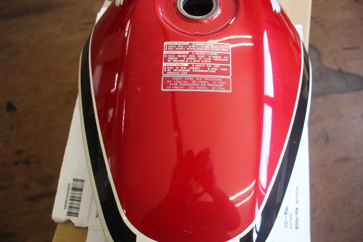 CBX400F/CBX550F純正ガソリンタンク上(ホンダ用)｜売買された