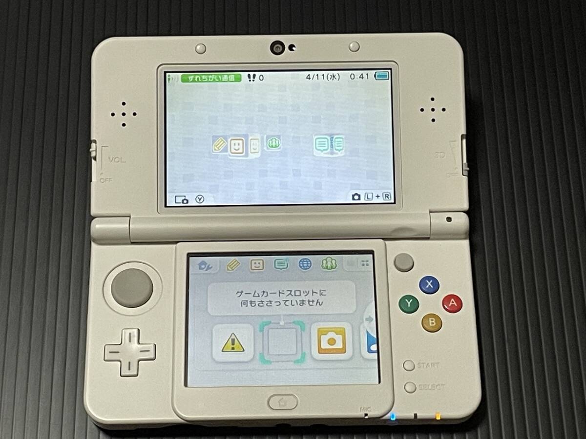 New 3DS 中古 本体 ホワイト 動作良好 ポケモン銀DL可