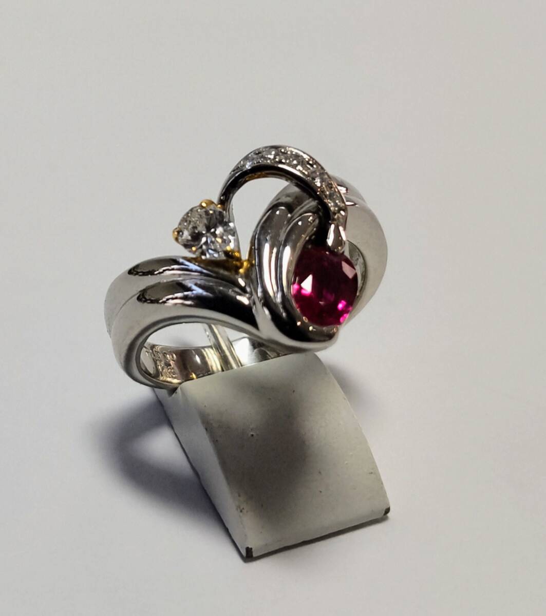 Pt900枠 天然石 ルビー・ダイヤモンドリング ルビー/0.51ct Pt900枠 天然石 ルビー・ダイヤモンドリング ルビー/0.51ct