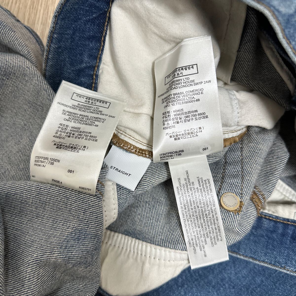 極美品】BURBERRY LONDON ENGLAND バーバリー 現行品 ドット柄 極美品】BURBERRY LONDON ENGLAND バーバリー 現行品 ドット柄