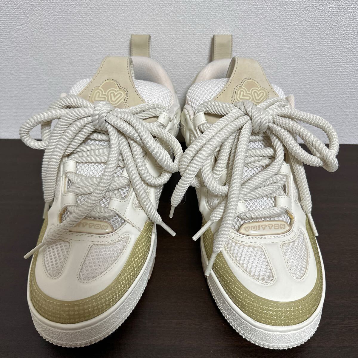 美品】LOUIS VUITTON ルイヴィトン LVスケートライン モノグラム 美品】LOUIS VUITTON ルイヴィトン LVスケートライン モノグラム