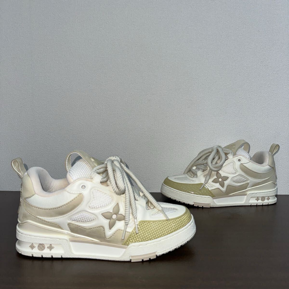 美品】LOUIS VUITTON ルイヴィトン LVスケートライン モノグラム 美品】LOUIS VUITTON ルイヴィトン LVスケートライン モノグラム