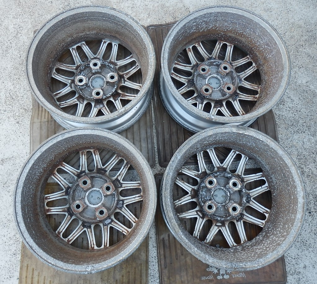 日産 S14 シルビア 純正 15インチ アルミ ホイール 4穴 PCD114.3 日産 S14 シルビア 純正 15インチ アルミ ホイール 4穴 PCD114.3