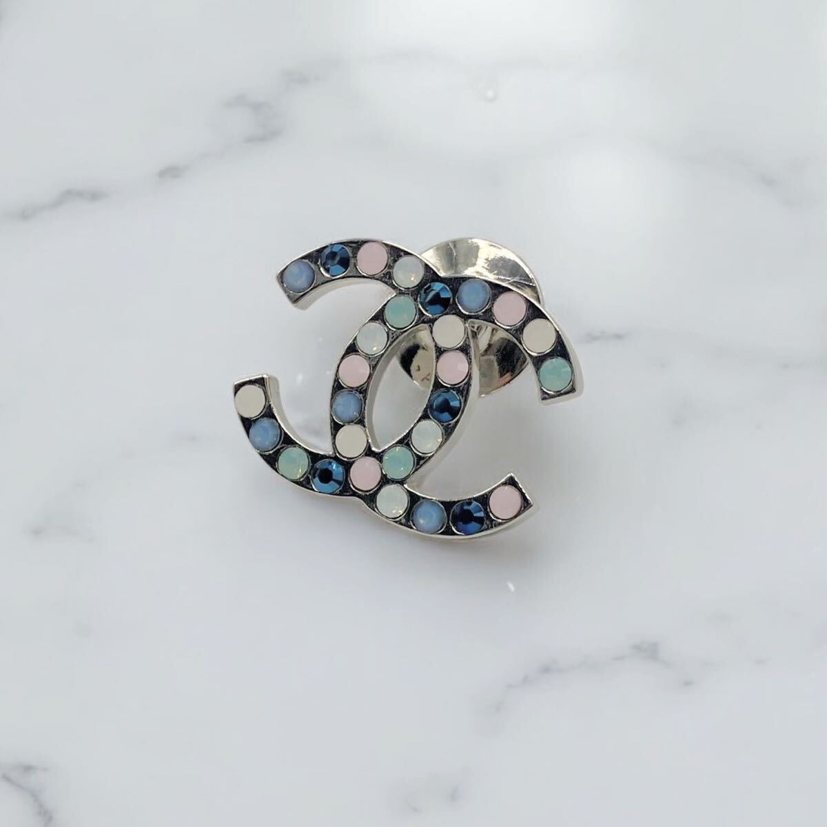 美品】シャネル CHANEL 07C ココマーク ラインストーン 美品】シャネル CHANEL 07C ココマーク ラインストーン