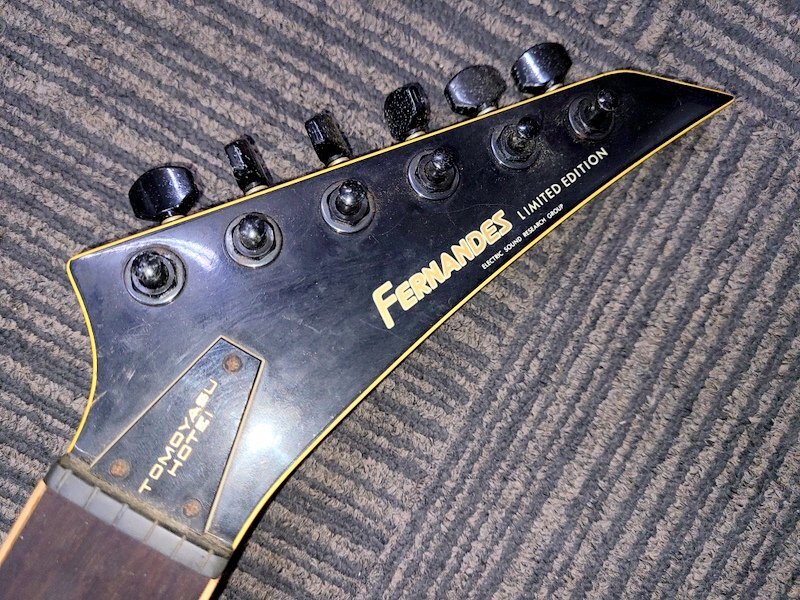 ジャンク品】FERNANDES Limited Edition TOMOYASU HOTEI エレキ ジャンク品】FERNANDES Limited Edition TOMOYASU HOTEI エレキ