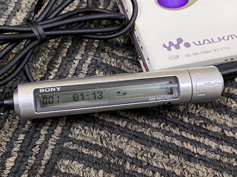 通電音出し確認済み】SONY MZ-E700 ポータブルMDプレーヤー 通電音出し確認済み】SONY MZ-E700 ポータブルMDプレーヤー