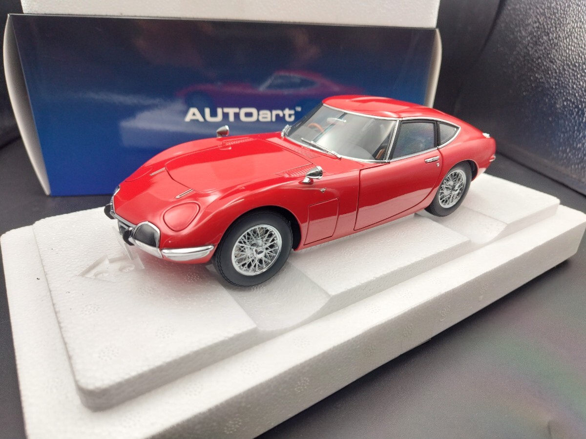 新品未展示品 1/18 オートアート トヨタ 2000GT レッド ワイヤー 新品未展示品 1/18 オートアート トヨタ 2000GT レッド ワイヤー