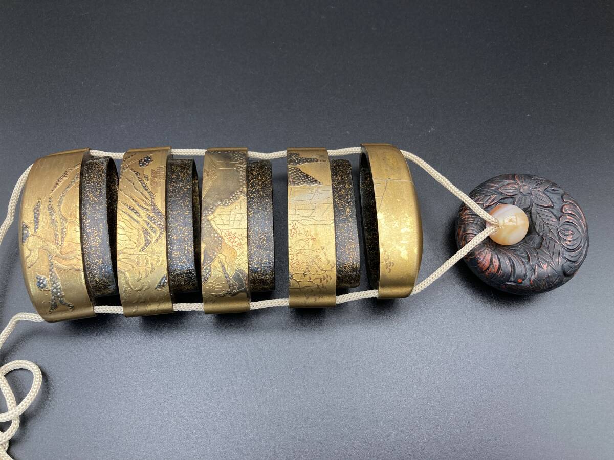 4065」上品 金蒔絵 印籠 時代物 根付 漆 工芸 江戸期 五段 蒔絵 4065」上品 金蒔絵 印籠 時代物 根付 漆 工芸 江戸期 五段 蒔絵