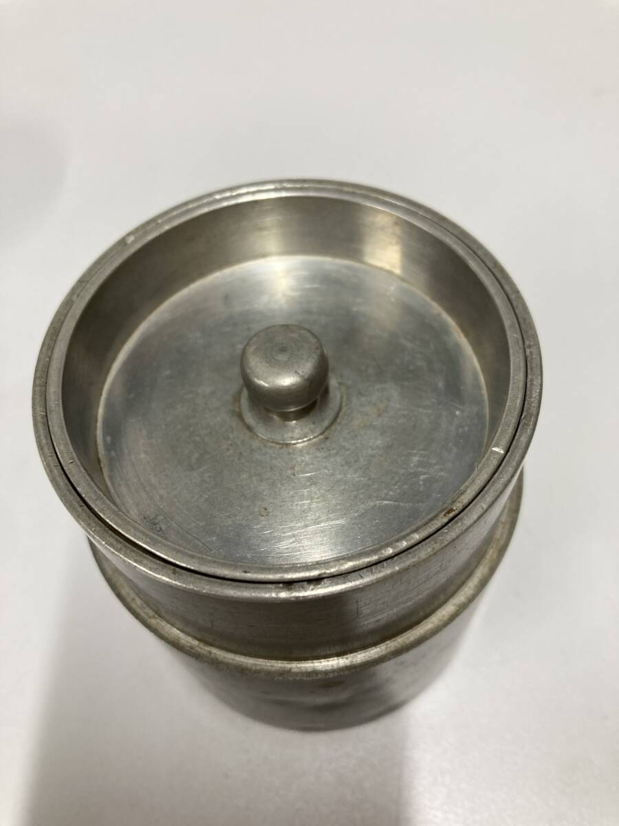 4026」乾茂號造 古錫 錫製 點銅 茶壺 茶筒 高さ約9cm 直径約 4026」乾茂號造 古錫 錫製 點銅 茶壺 茶筒 高さ約9cm 直径約