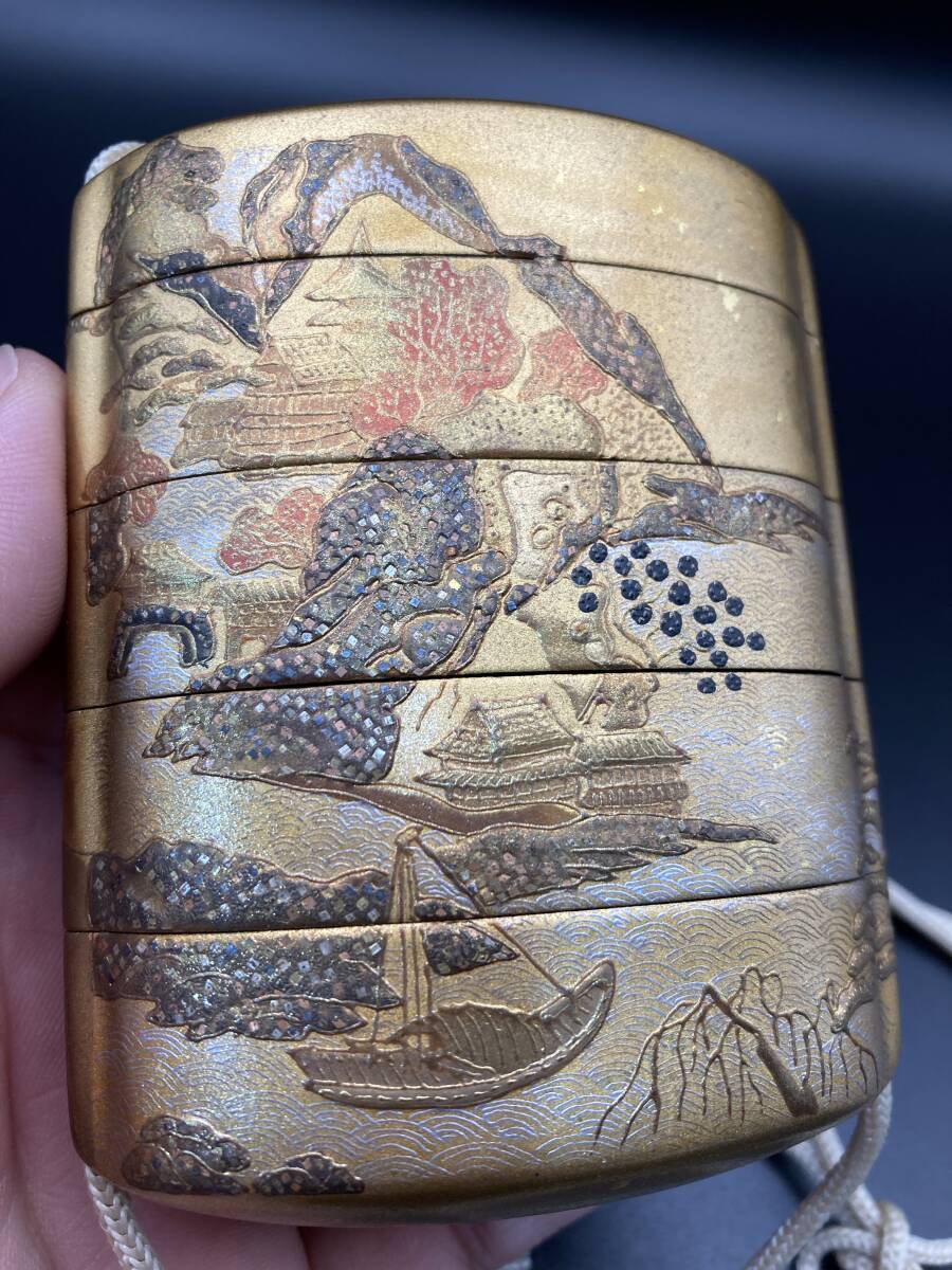 4065」上品 金蒔絵 印籠 時代物 根付 漆 工芸 江戸期 五段 蒔絵 4065」上品 金蒔絵 印籠 時代物 根付 漆 工芸 江戸期 五段 蒔絵