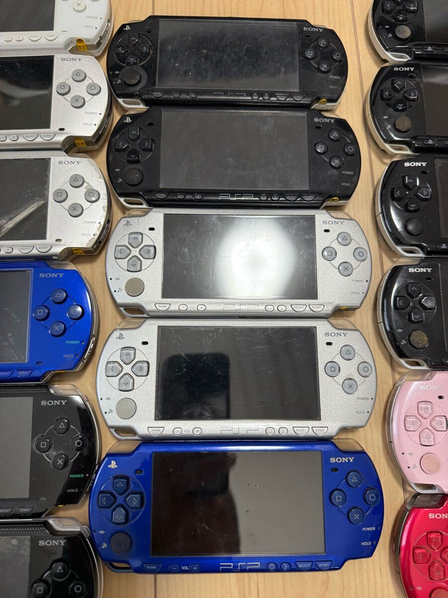 ジャンク PSP まとめ売り 24台セット PSP-3000 PSP-2000 PSP ジャンク PSP まとめ売り 24台セット PSP-3000 PSP-2000 PSP