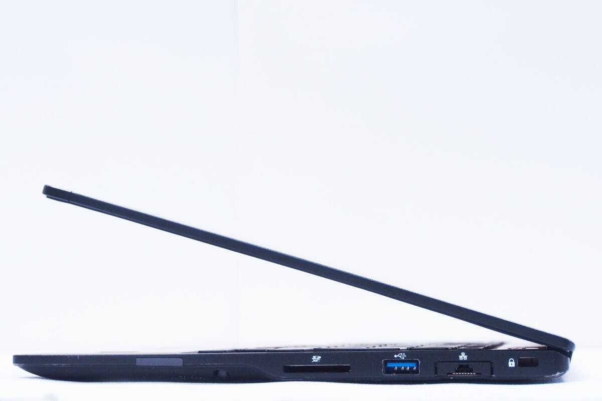 卸売 ジャンク 超薄型軽量 LIFEBOOK U939/A i5-8365U 8GB 13.3インチ OS無 訳アリ