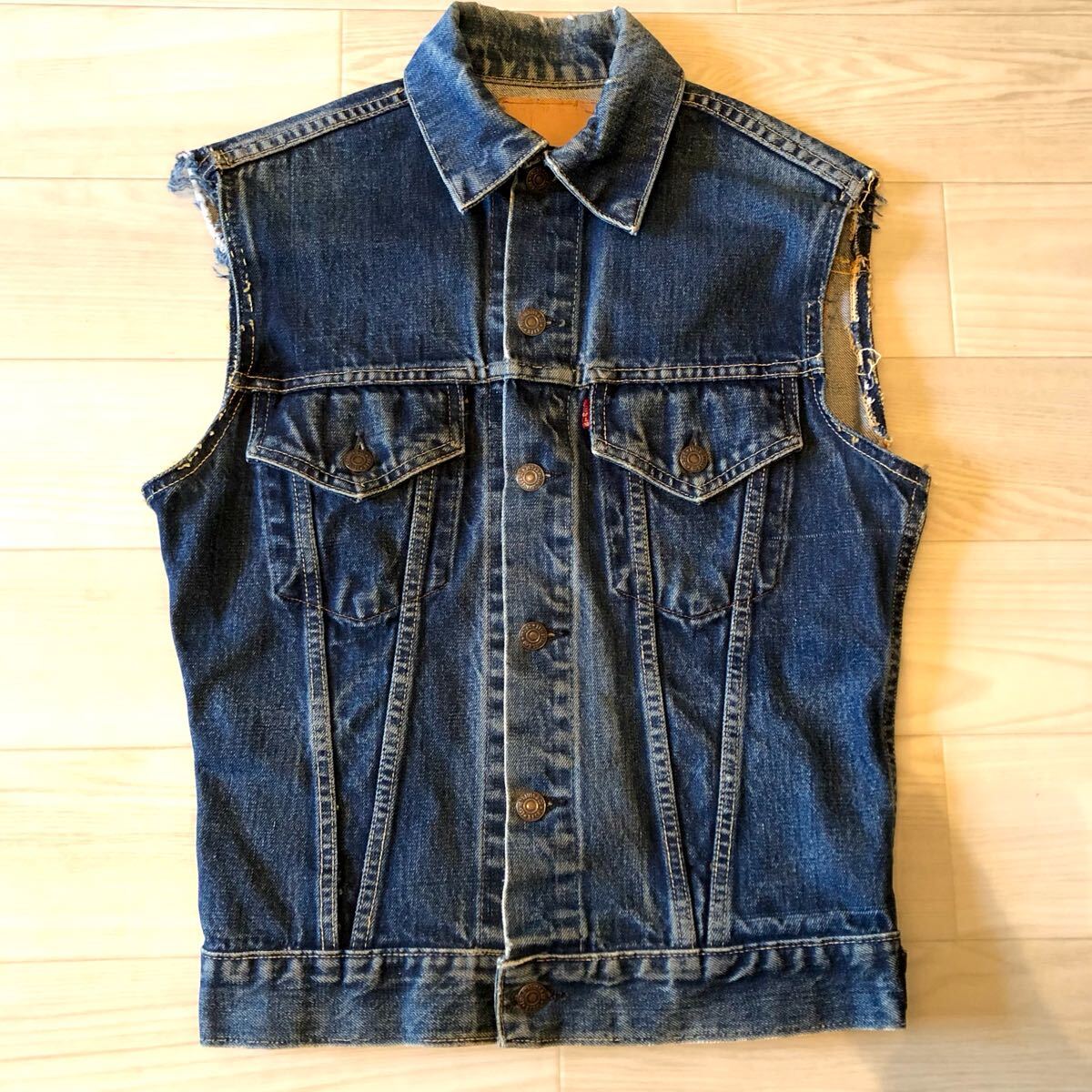 60's Vintage Levi's 557 34 3rd ボタン裏D レインボーステッチ 60's Vintage Levi's 557 34 3rd ボタン裏D レインボーステッチ